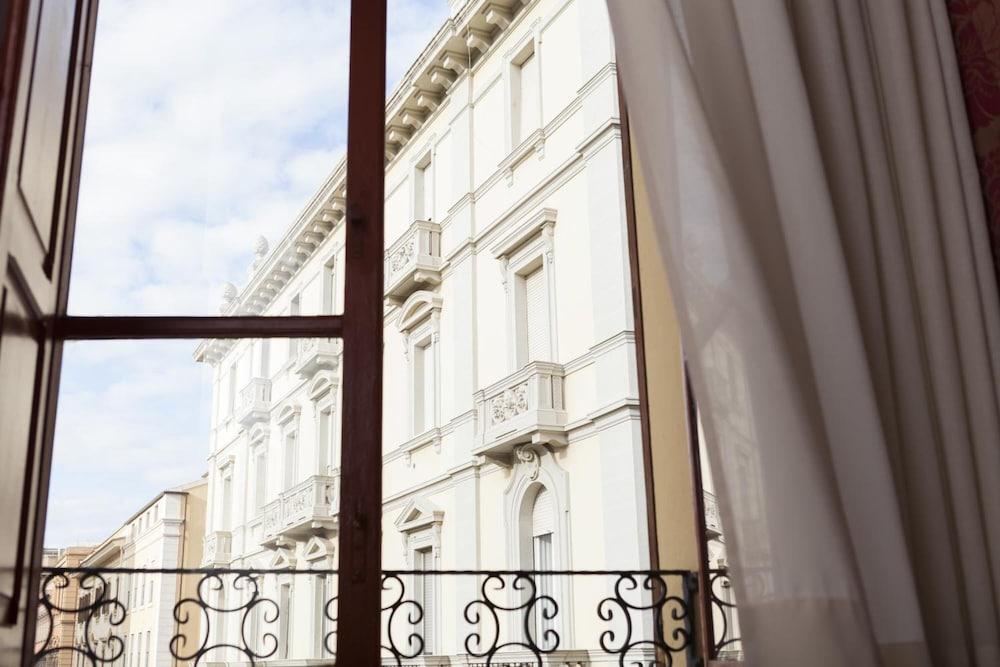 Cagliari Novecento Ξενοδοχείο Εξωτερικό φωτογραφία